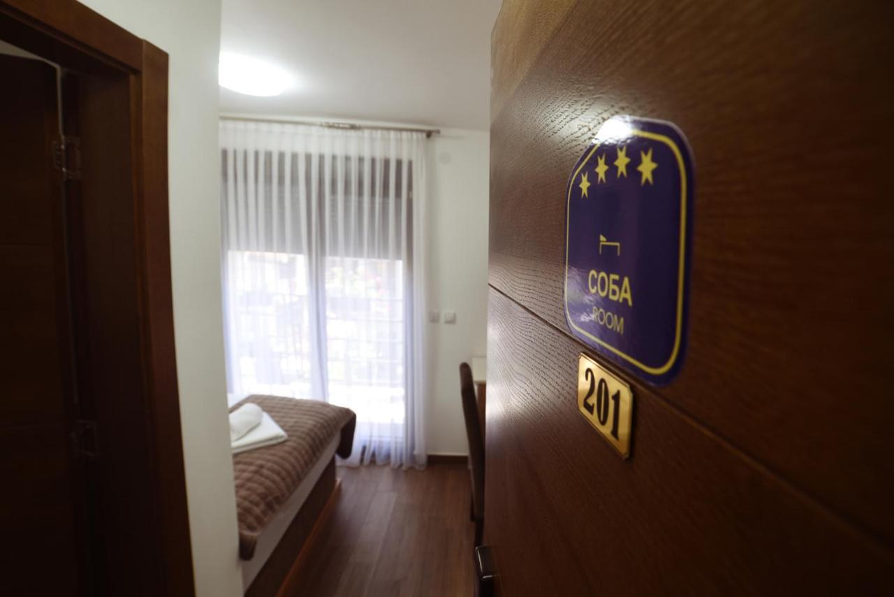 "Mini Hotel Vienna" Apartments Vrnjačka Banja Exterior foto